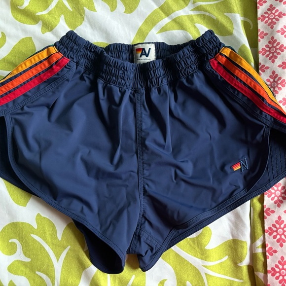 AVIATOR NATION SHORTS - Picture 1 of 4